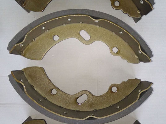 K6722 Mitsubishi Fuso Canter Parking Brake Shoes 8-94311-777-0