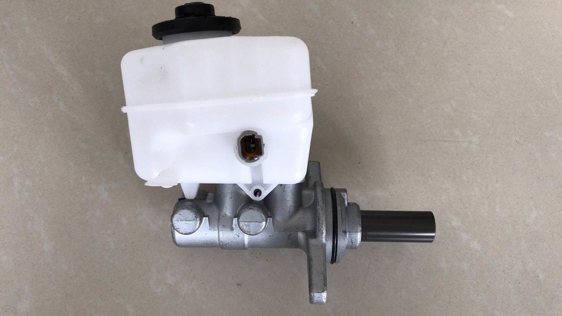 47201-60A30 FITS TOYOTA  4 Runner Land Cruiser Pardo Hilux OEM 47201-60A30 Auto Parts Brake Assembly Brake Master Cylinder Brake Master Cylinder  TRJ150 GRJ150 LHD 47201-60A31 47201-60A21 47201-60A3