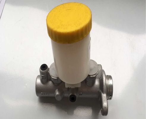 OEM 46010-25g00 सिलेंडर ASSY OEM # 46010-25G00 ब्रेक मास्टर सिलेंडर 46010-25G00 पिकअप के लिए फिट (D21) 2.4 2.5 2.7 4WD ब्रेक मास्टर सिलेंडर पंप 46010-25G00 निसान नवारा पिकअप 1986-2008 के लिए