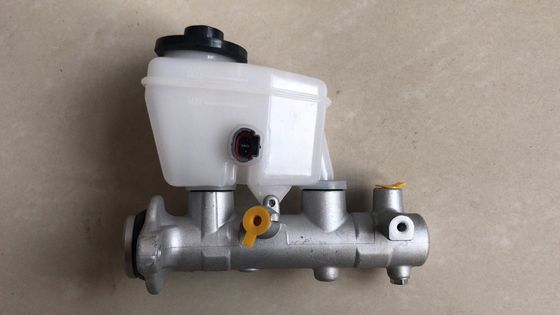 47201-60680 सिलेंडर सब-एसी ब्रेक मास्टर ब्रेक मास्टर सिलेंडर 47201-60680 फिट फिट टोयोटा लैंड क्रूजर प्राडो हिलक्सफिट्स टोयोटा सिलेंडर सब-एसी