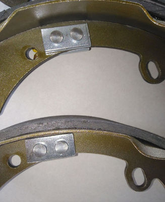 Fortuner 04495-OK070 ड्रम ब्रेक शूज़ रिप्लेसमेंट FN2809