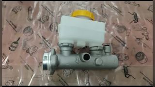46010-VK101 ब्रेक मास्टर सिलेंडर निसान ट्रक D22 में फिट बैठता है